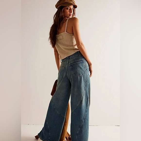 We The Free Chill Vibes Dropped Leg Jeans sz 31 - Picture 1 of 3
